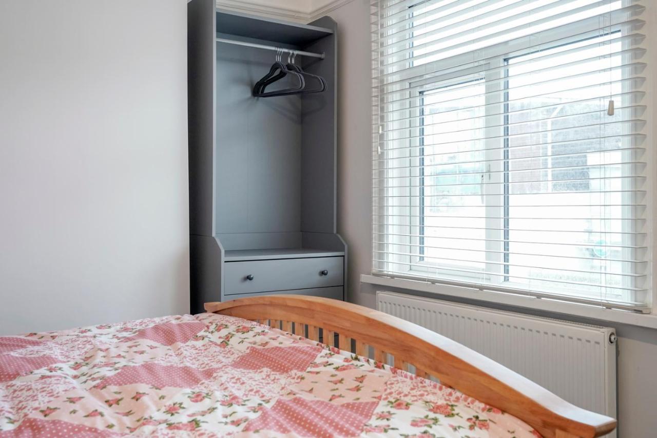Close To City Centre Stylish 3 Bedroom House Belfast Exterior photo