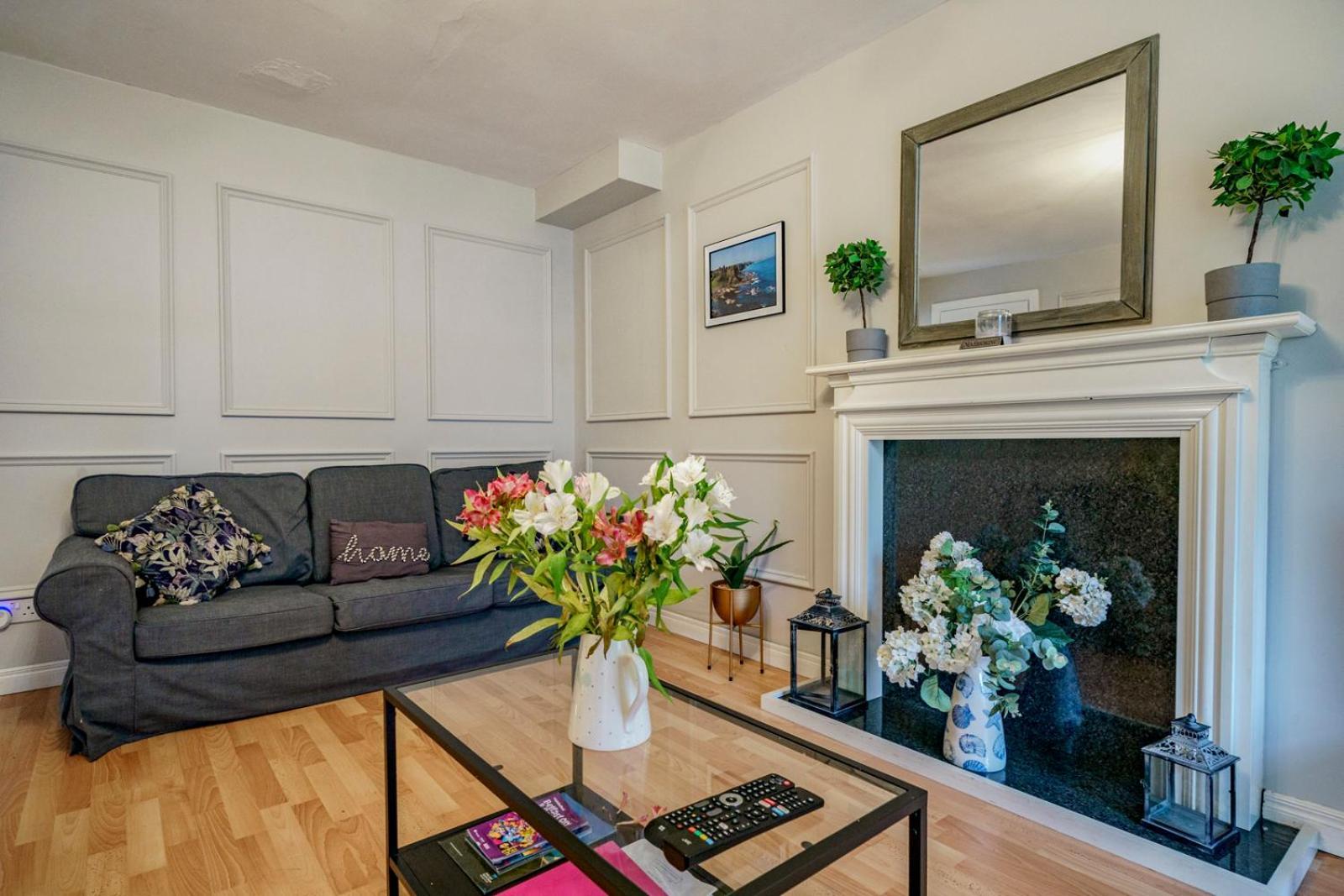 Close To City Centre Stylish 3 Bedroom House Belfast Exterior photo